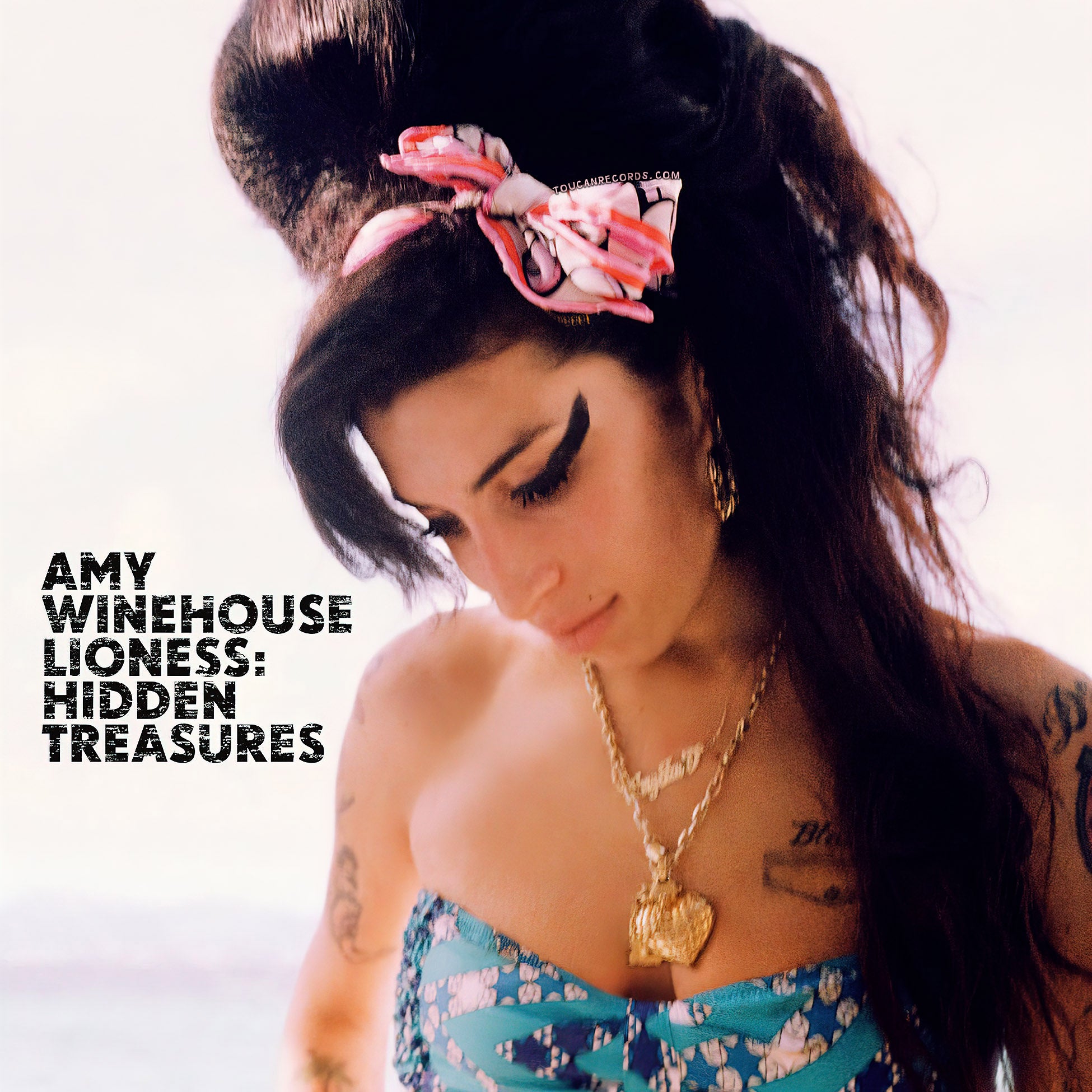 Amy Winehouse Lioness: Hidden Treasures vinyl album cover featuring the posthumous 12-track collection.