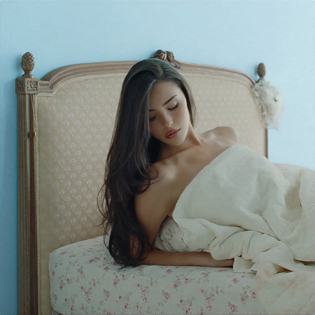 Madison Beer Locket 2026 LP alternate cover, dusty blue limited edition vinyl, dream pop / indie pop